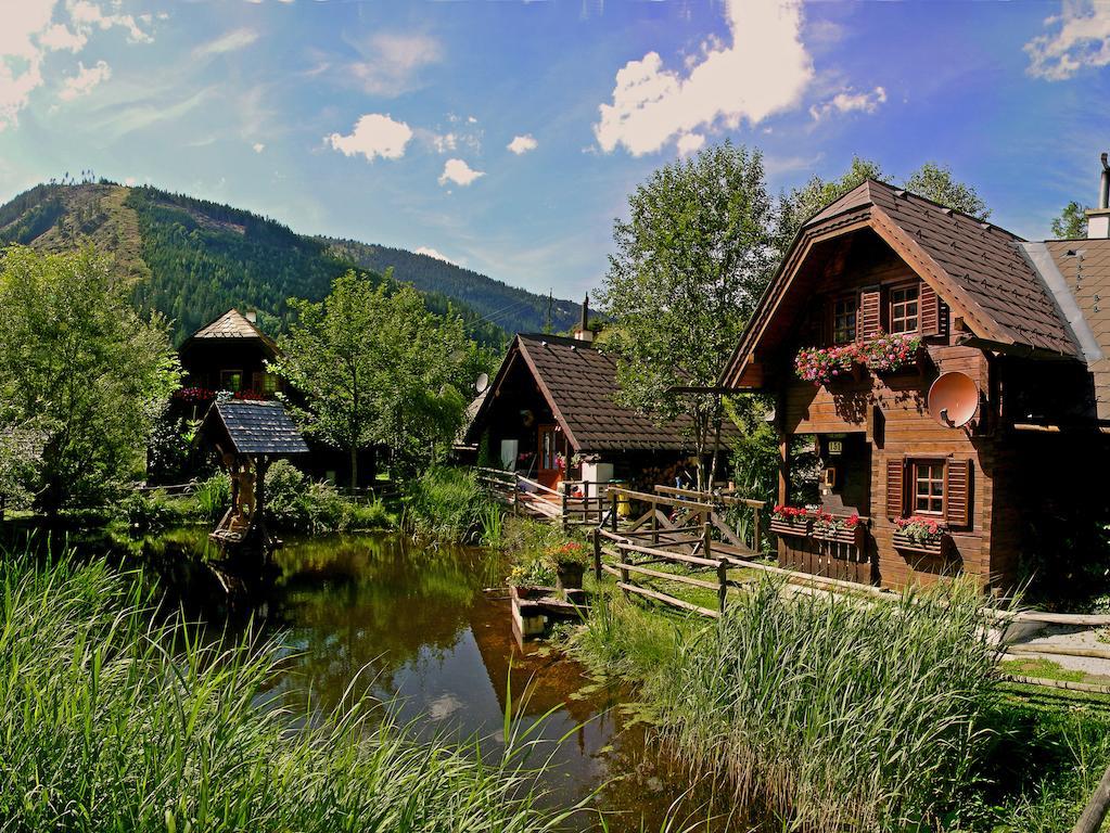 Ferienhaus Bettina Rassis Feriendorf Доннерсбахвальд Экстерьер фото